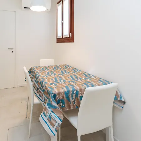 Accogliente Monolocale Veneziano1 Aria Condizionata, Vicino A Campus E Stazione Apartment Exterior photo